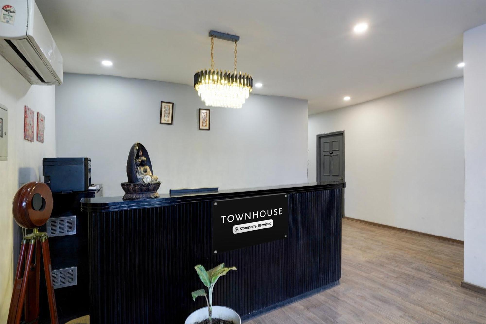 Super Townhouse Gomti Nagar Sector 6 Near Ekana Stadium Лакхнау Екстер'єр фото